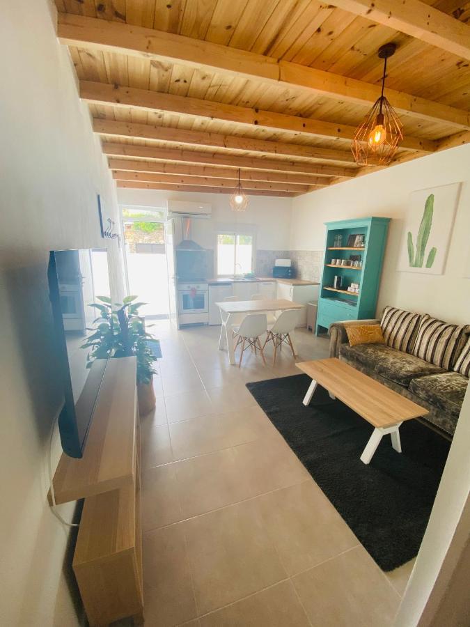 Apartment Alma 1 Tías Екстериор снимка