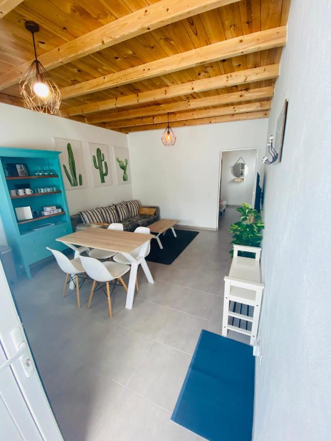 Apartment Alma 1 Tías Екстериор снимка
